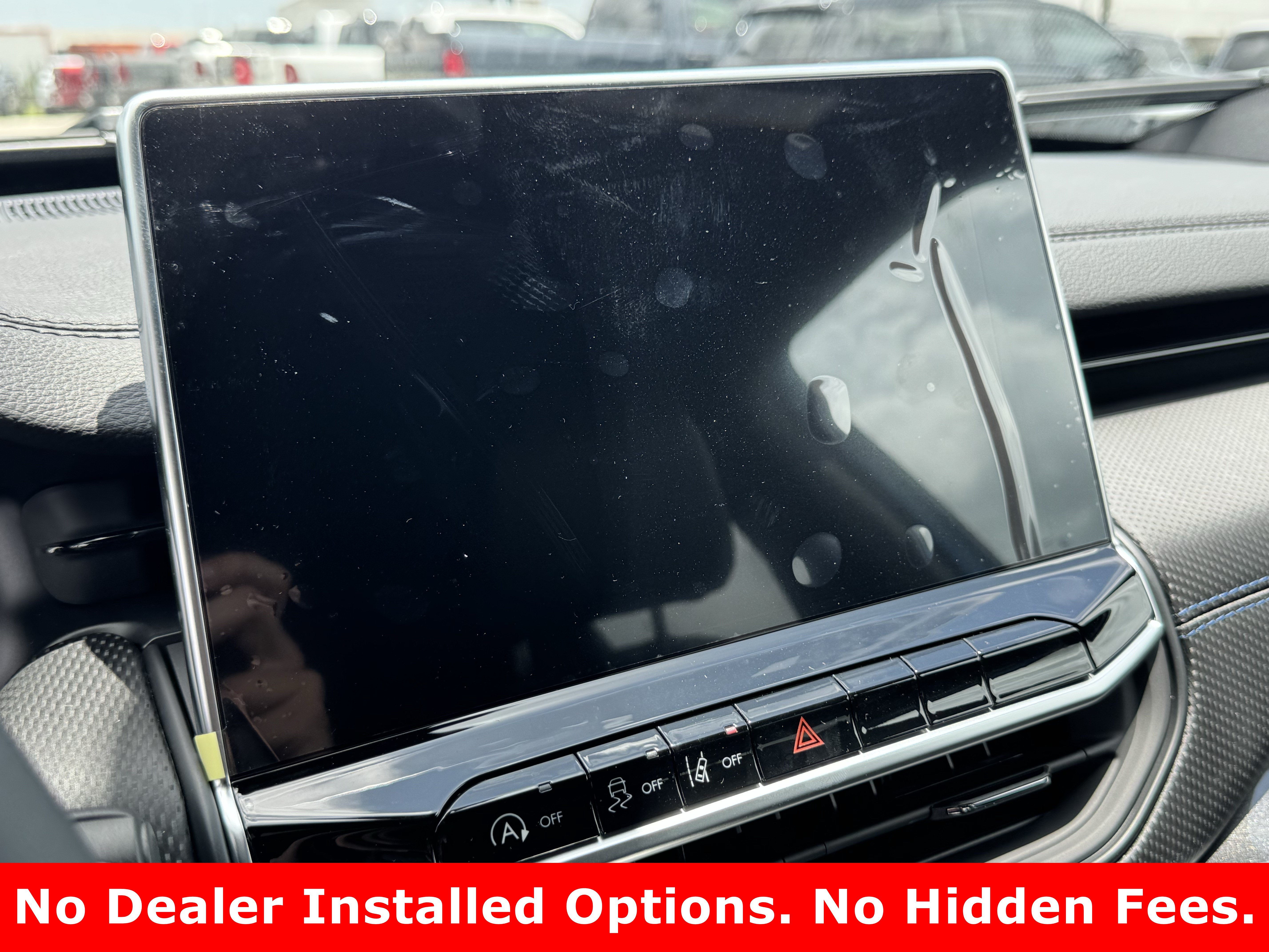 New 2026 Hydro Blue Pearl-Coat Exterior Paint Jeep Latitude Altitude image 10