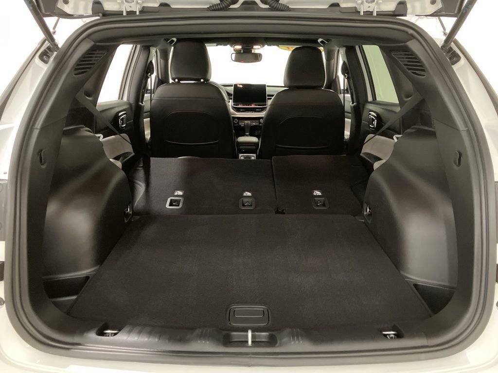 Used 2024 Bright White Clearcoat Jeep Limited image 16