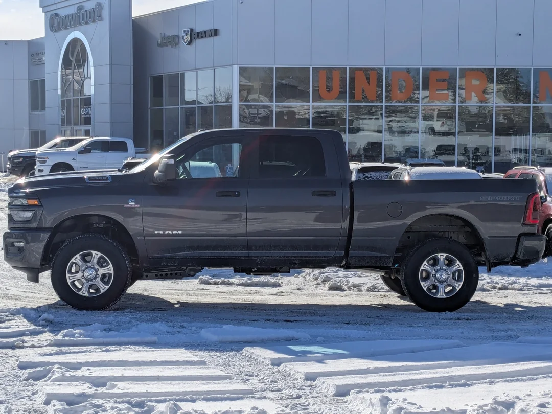 New 2026 Grey RAM Big Horn - - 4x4 - 6.7L Cummins HO Diesel - Big Horn Level 2 Plus Grp & More! image 5