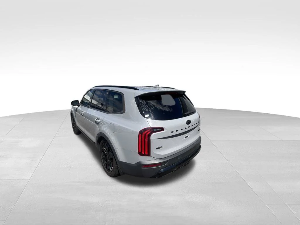 Used 2021 Gray Kia SX image 3