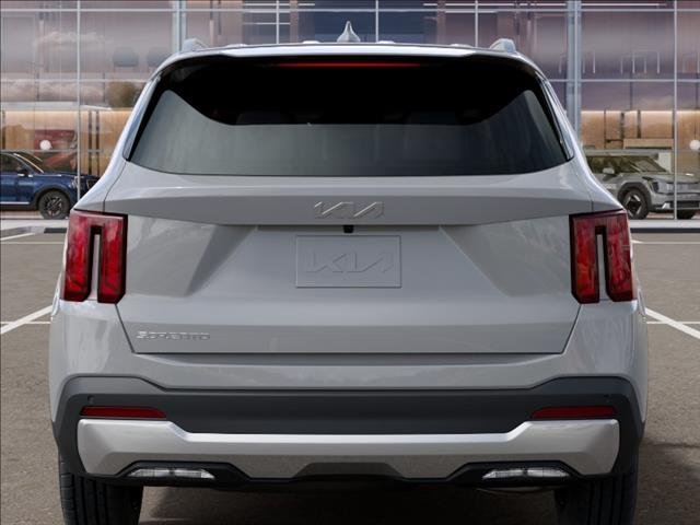 New 2026 Wolf Gray Kia S image 13