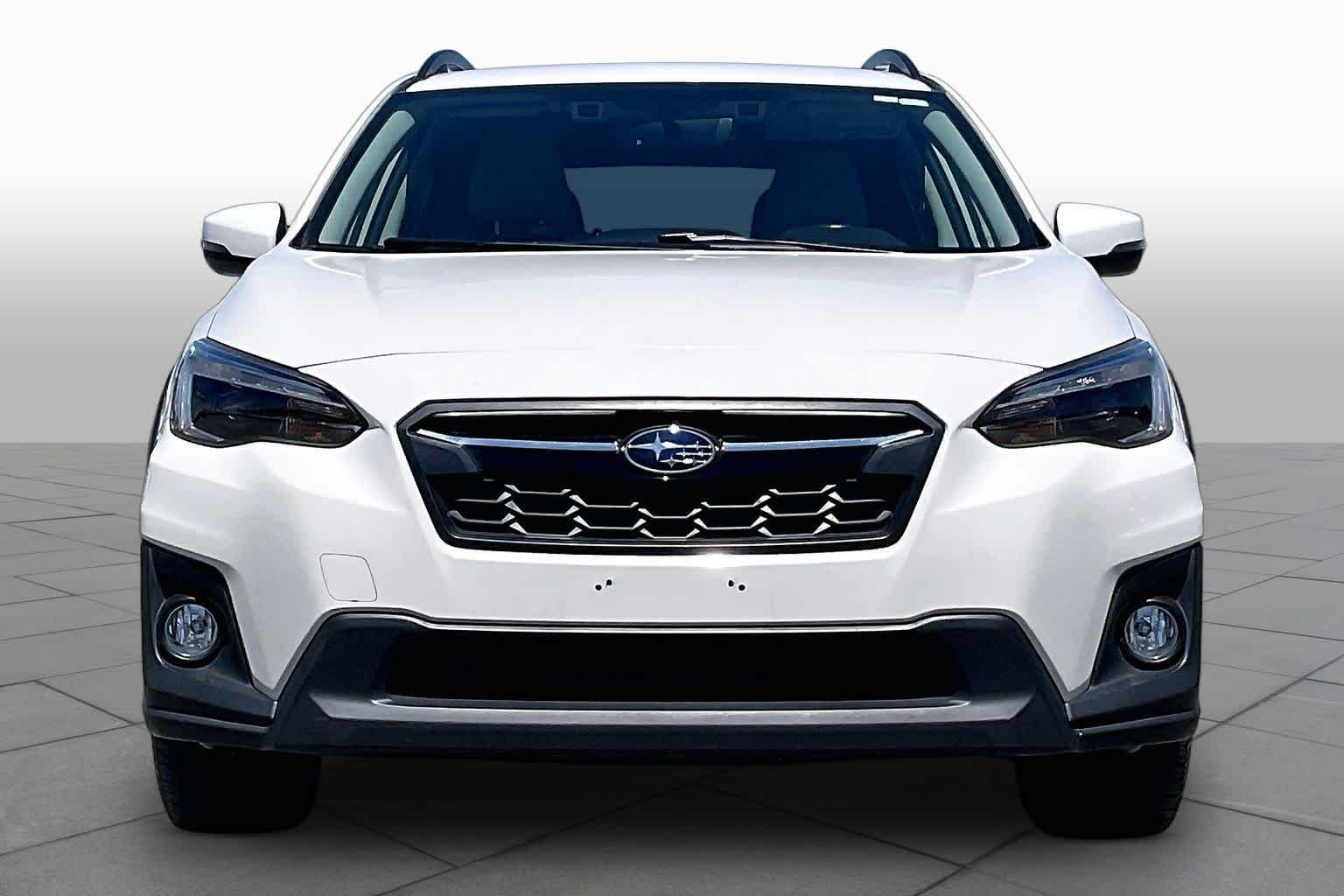 Used 2019 Crystal White Pearl Subaru Limited image 4