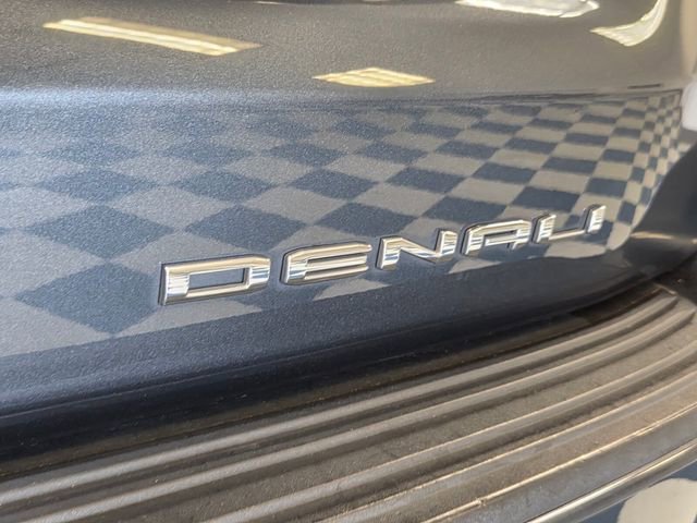 Used 2021 DARK SKY METALLIC GMC Denali image 7