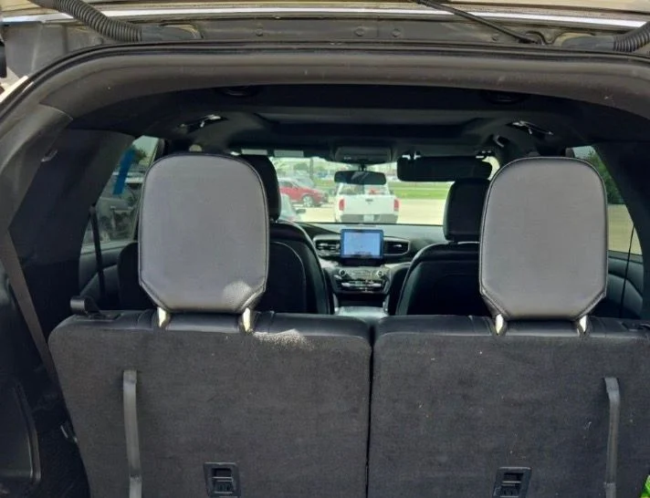 Used 2020 Silver Ford XLT image 11