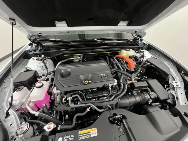 New 2026 Oxygen White <sup>1</sup> Toyota  Limited image 32