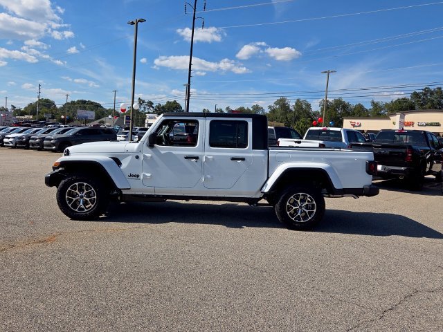 New 2027 Bright White Clearcoat Jeep Sport image 4