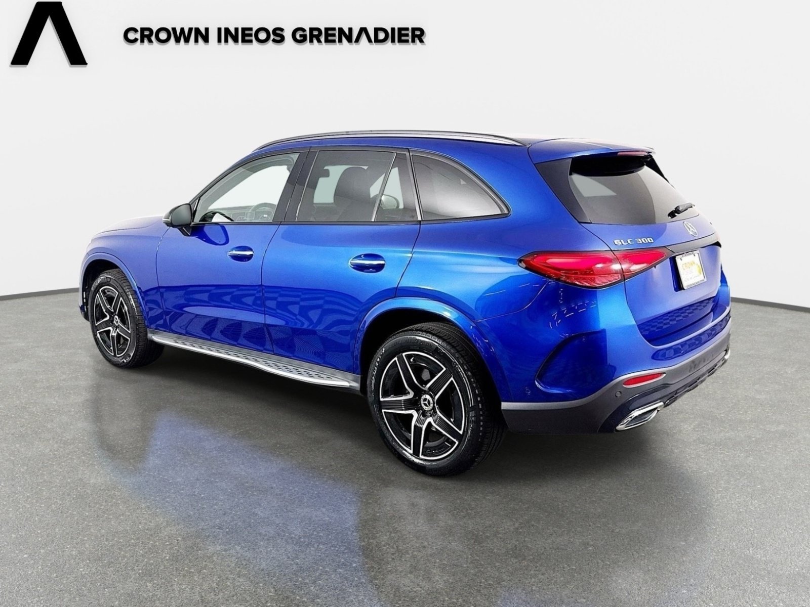 Used 2023 Starling Blue Metallic Mercedes-Benz GLC 300 image 7