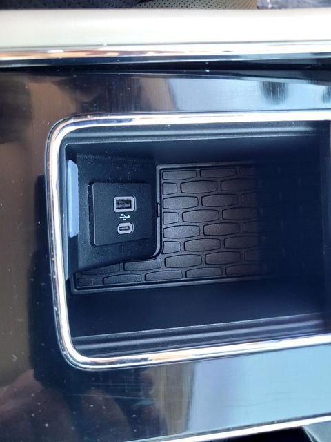 Used 2023 Blue Lincoln Reserve image 19