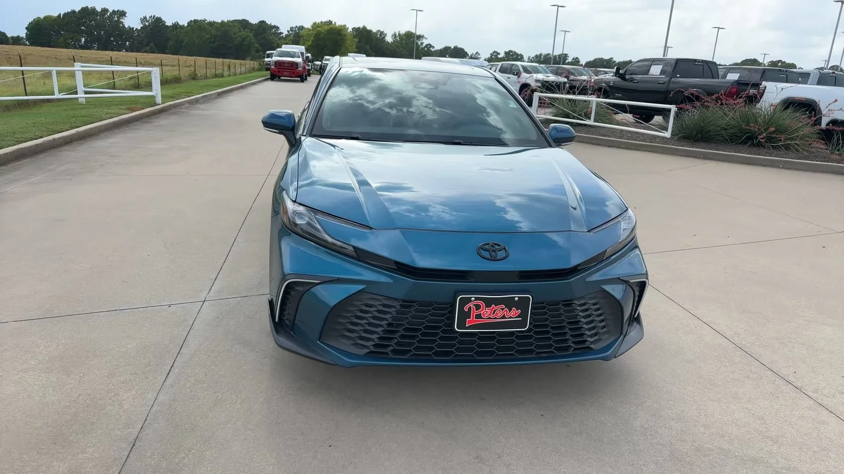 Used 2026 Ocean Toyota SE image 4