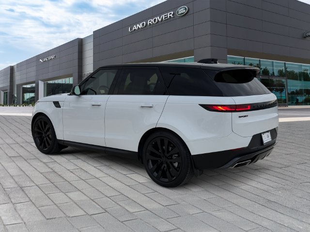 Used 2026 White Land Rover SE image 3