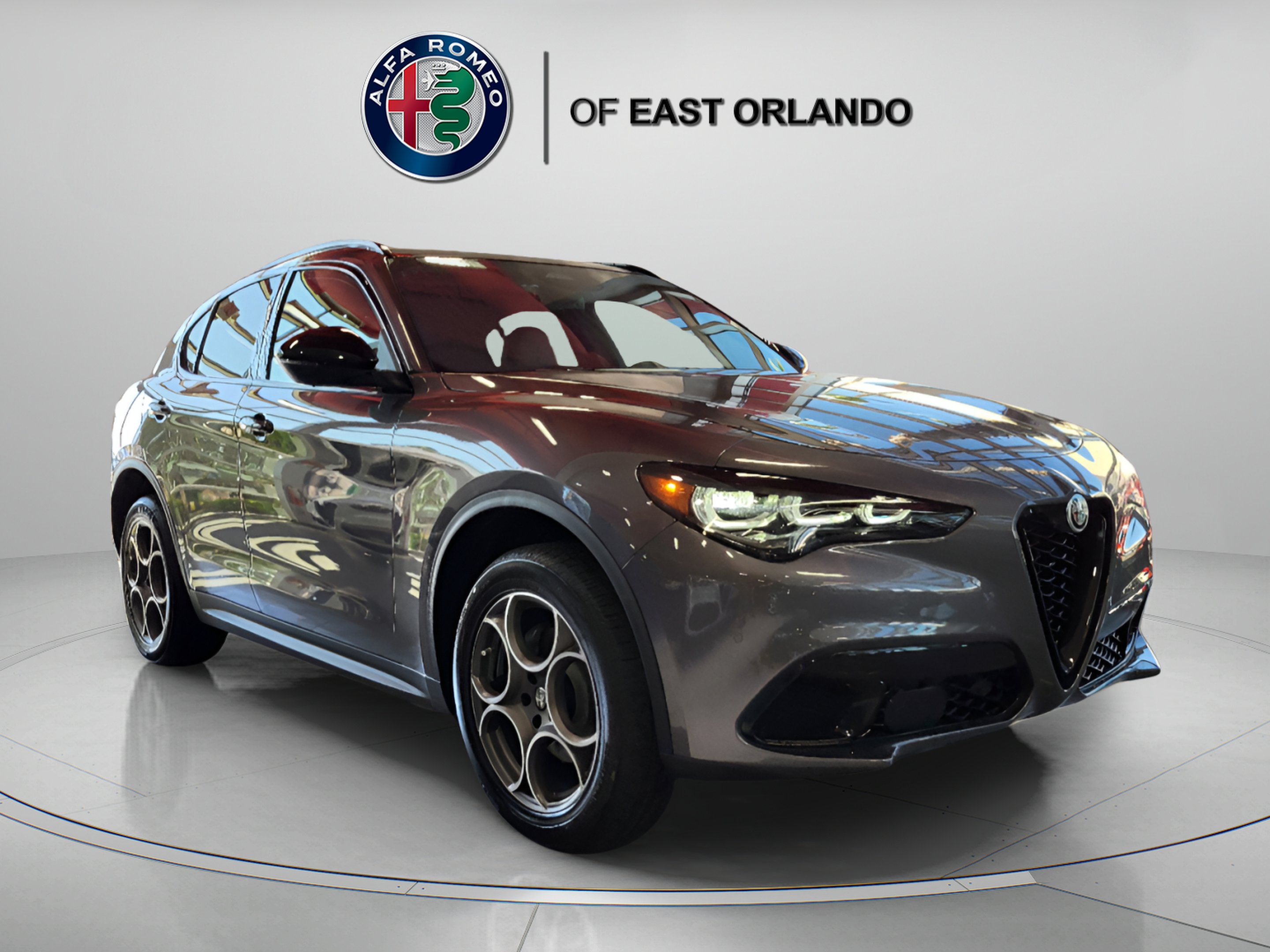 New 2025 Vesuvio Gray Metallic Alfa Romeo SPRINT image 1