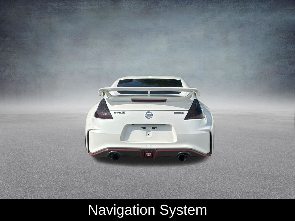 Used 2019 Pearl White Nissan Nismo image 4