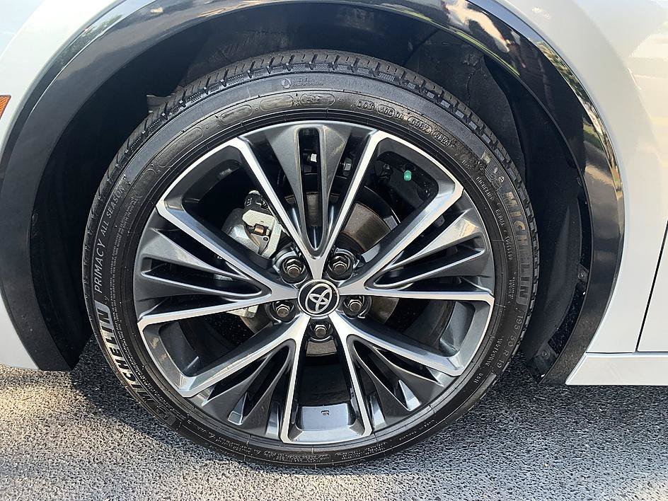 Used 2026 Cutting Edge Toyota XLE image 8