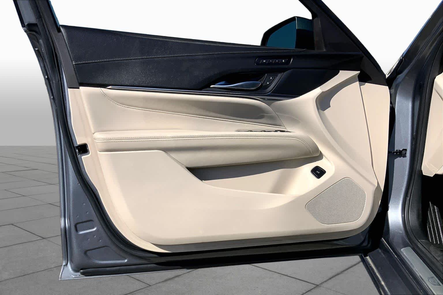 Used 2022 Satin Steel Metallic Cadillac Premium Luxury image 22
