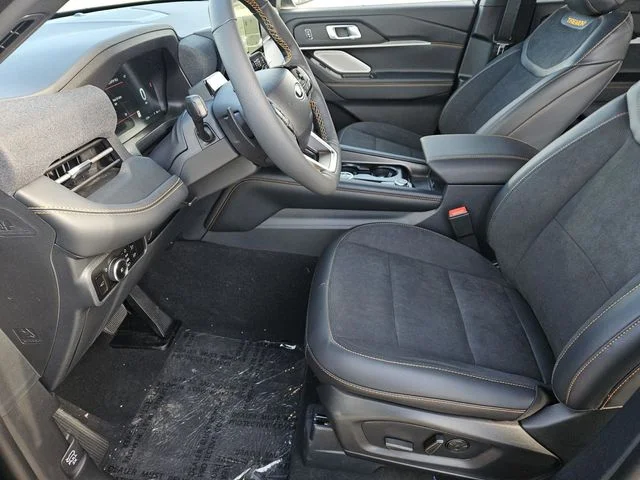 New 2026 Agate Black Metallic Ford Tremor® image 16