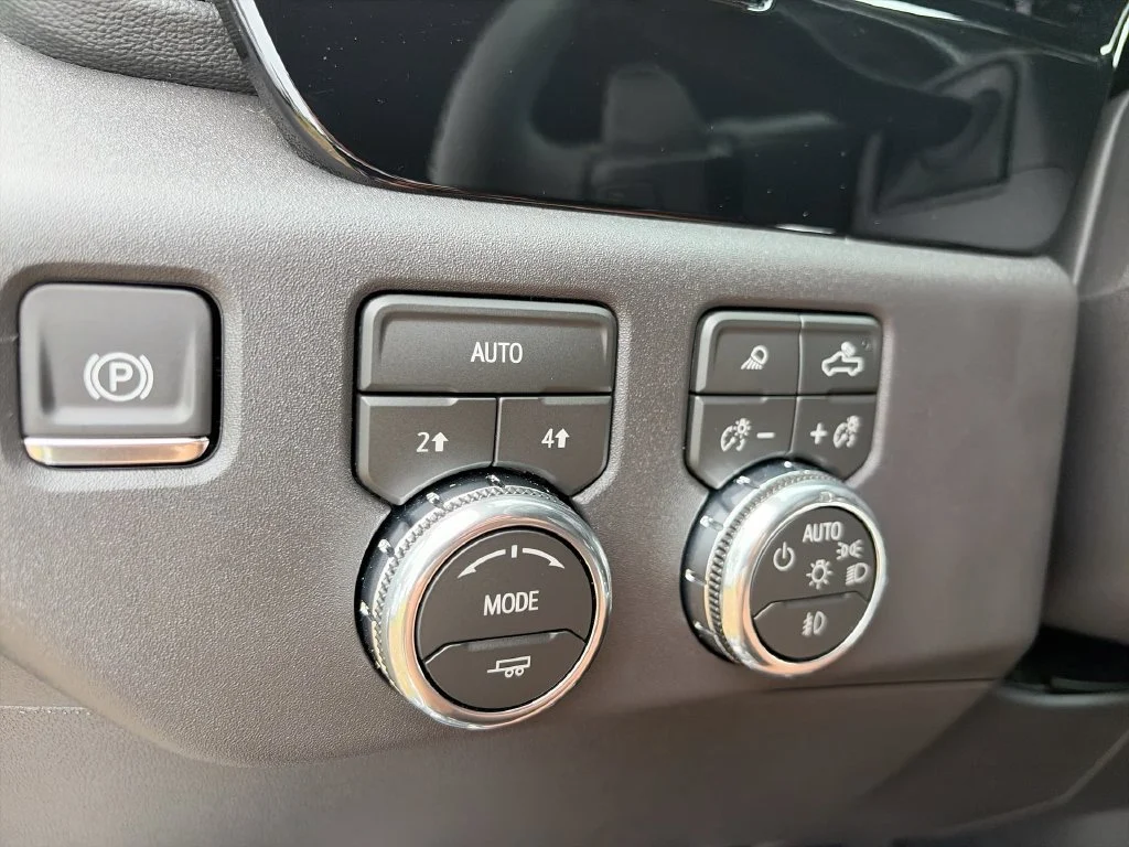 2026 GMC Sierra 1500 SLT - Photo 23