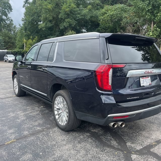 Used 2024 Midnight Blue Metallic GMC Denali image 3