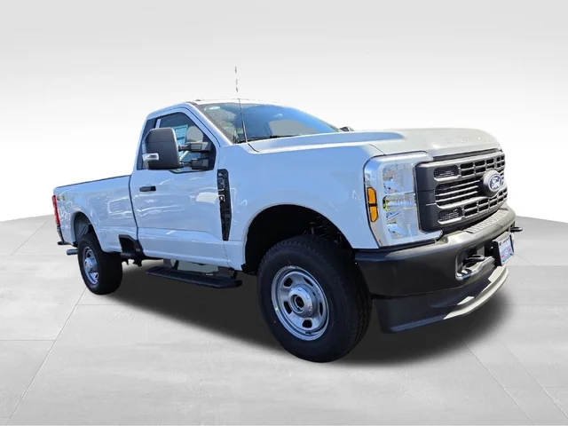 2027 Ford Super Duty F-350® XL