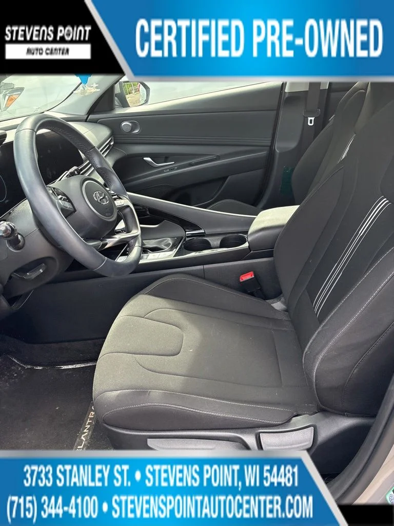 Used 2023 Fluid Metal Hyundai SEL image 8