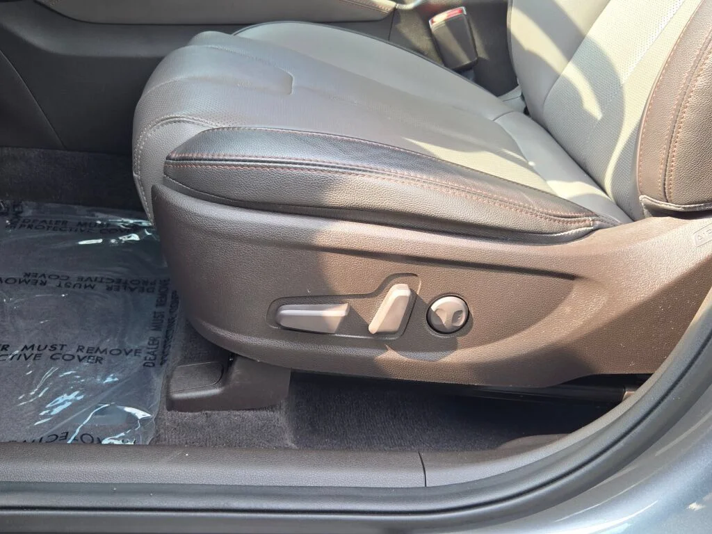 Used 2019 Gray Hyundai Limited image 25