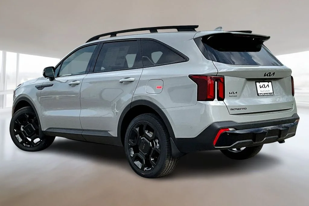 New 2026 Wolf Gray Kia X-Line SX Prestige AWD image 3