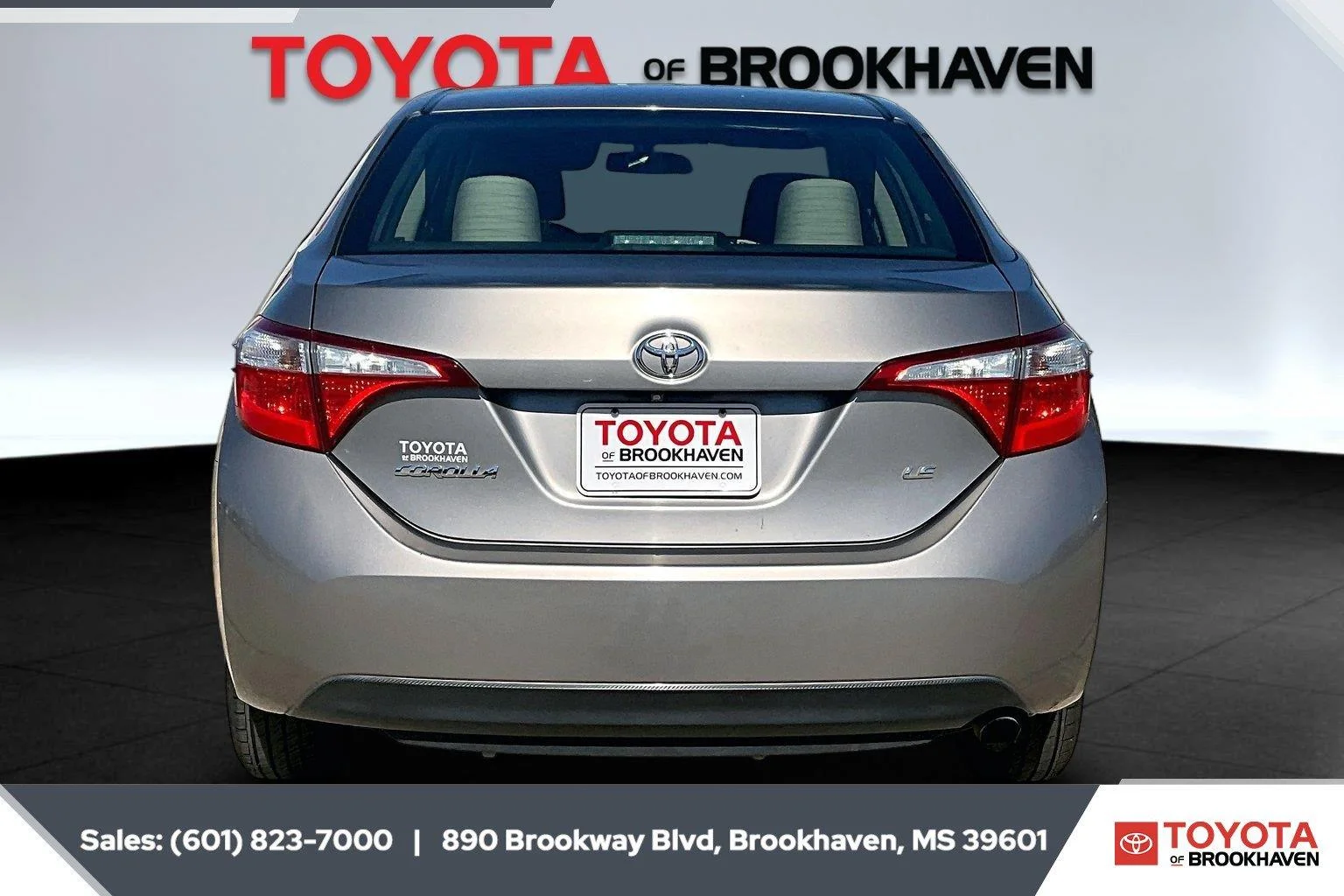 Used 2015 Brown Sugar Metallic Toyota LE image 4