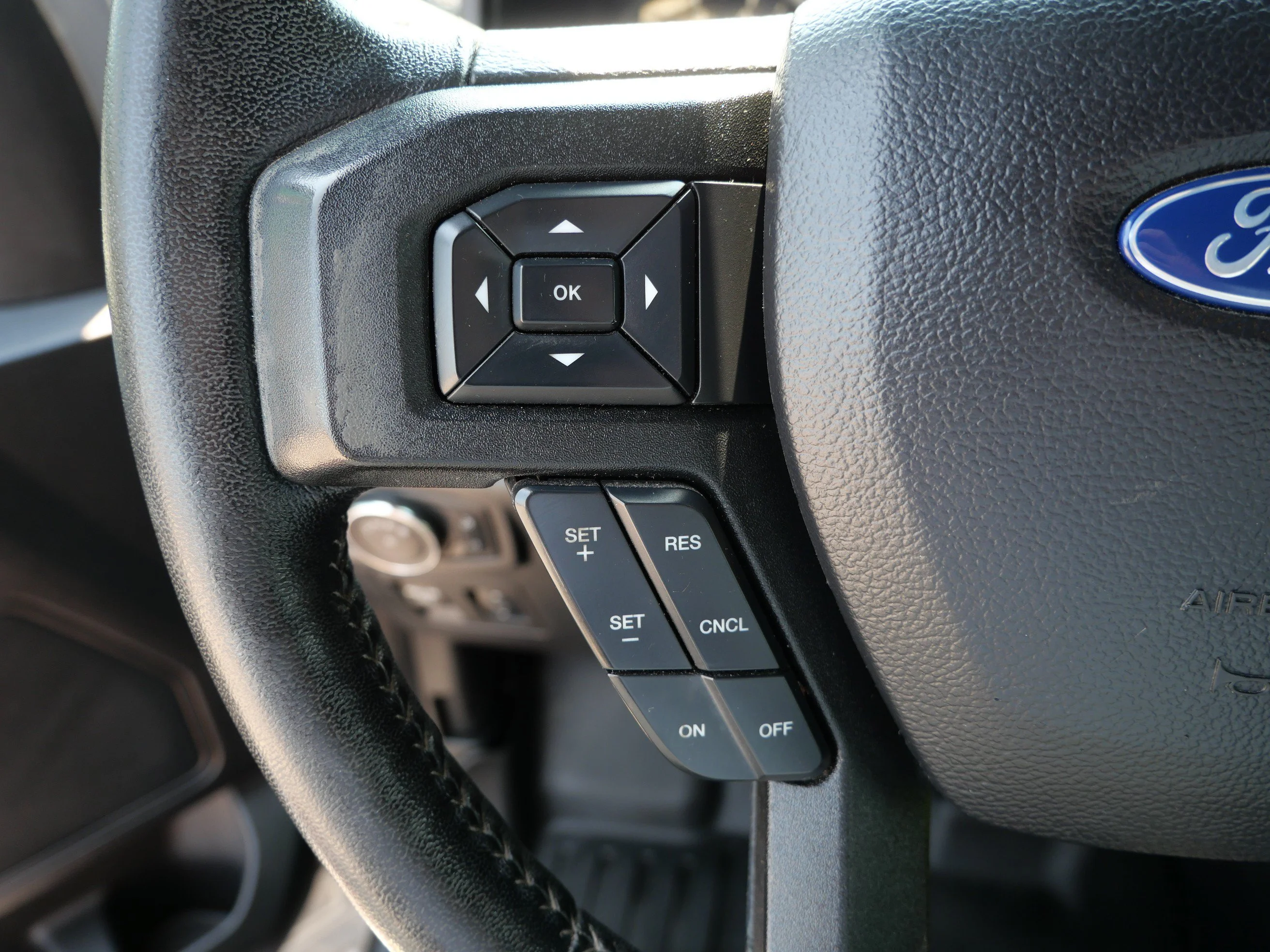 Used 2018 Ingot Silver Metallic Ford XLT image 27