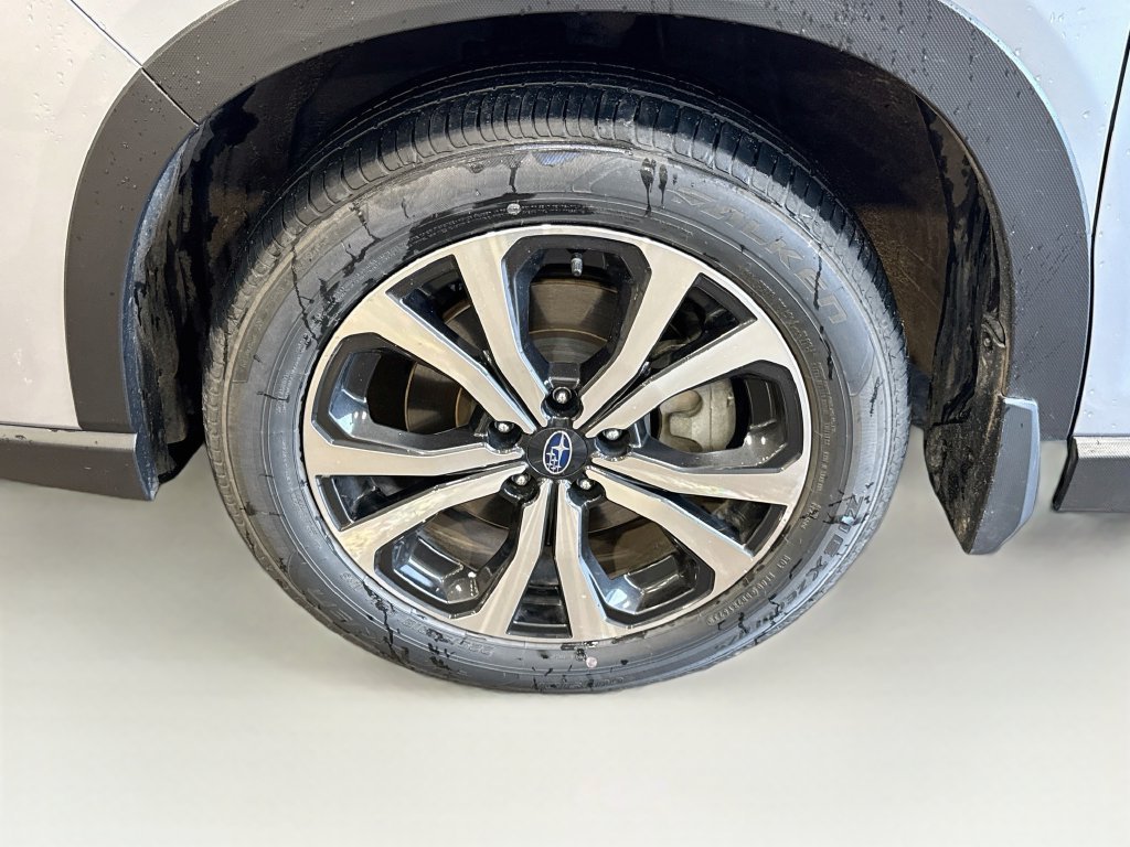 Used 2023 Silver Subaru Limited image 34