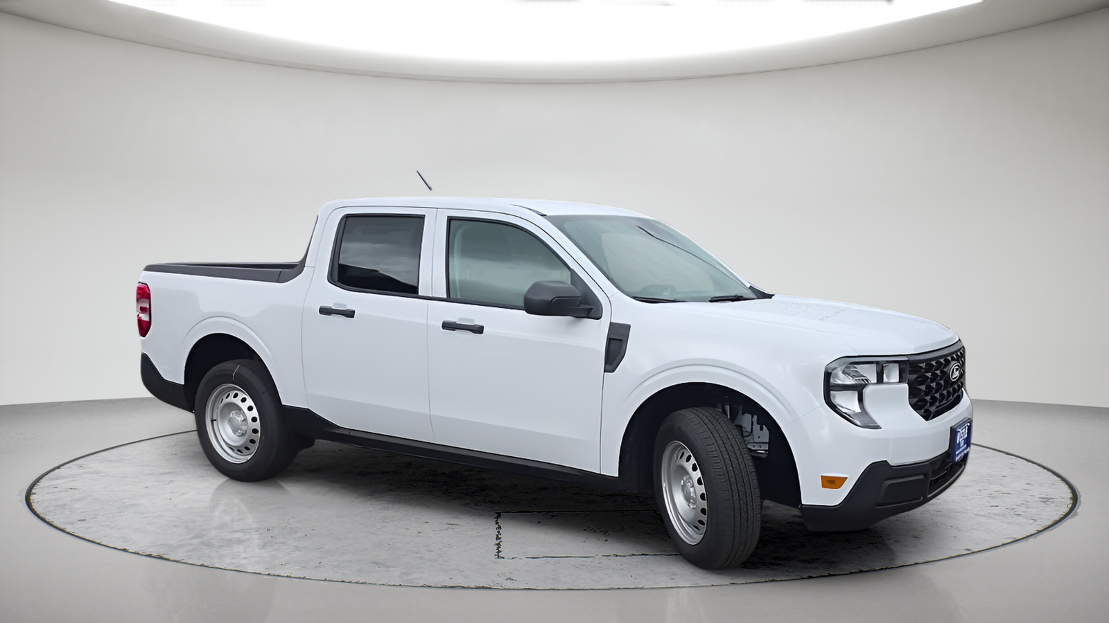 New 2026 Oxford White Ford XL image 4