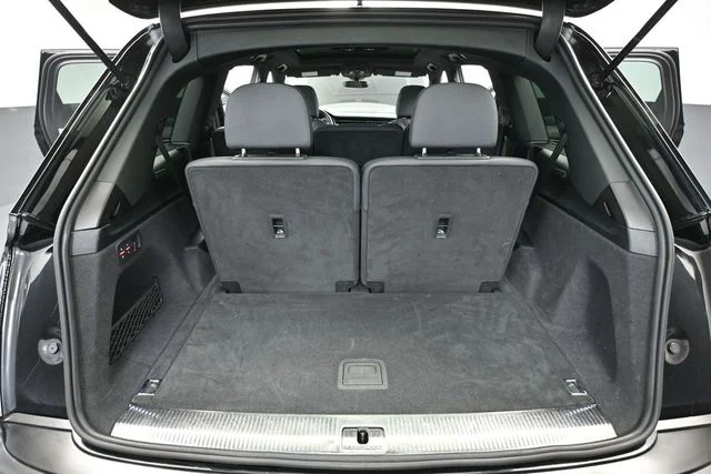 Used 2022 Black Audi 55 Premium Plus image 35