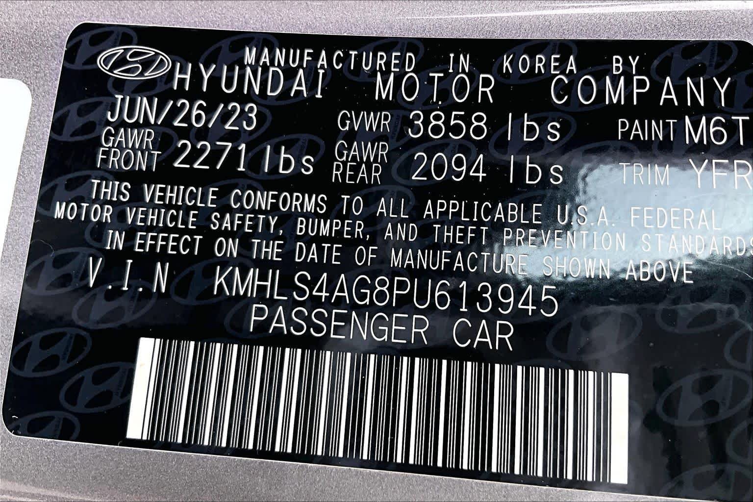 Used 2023 Fluid Metal Hyundai SEL image 33