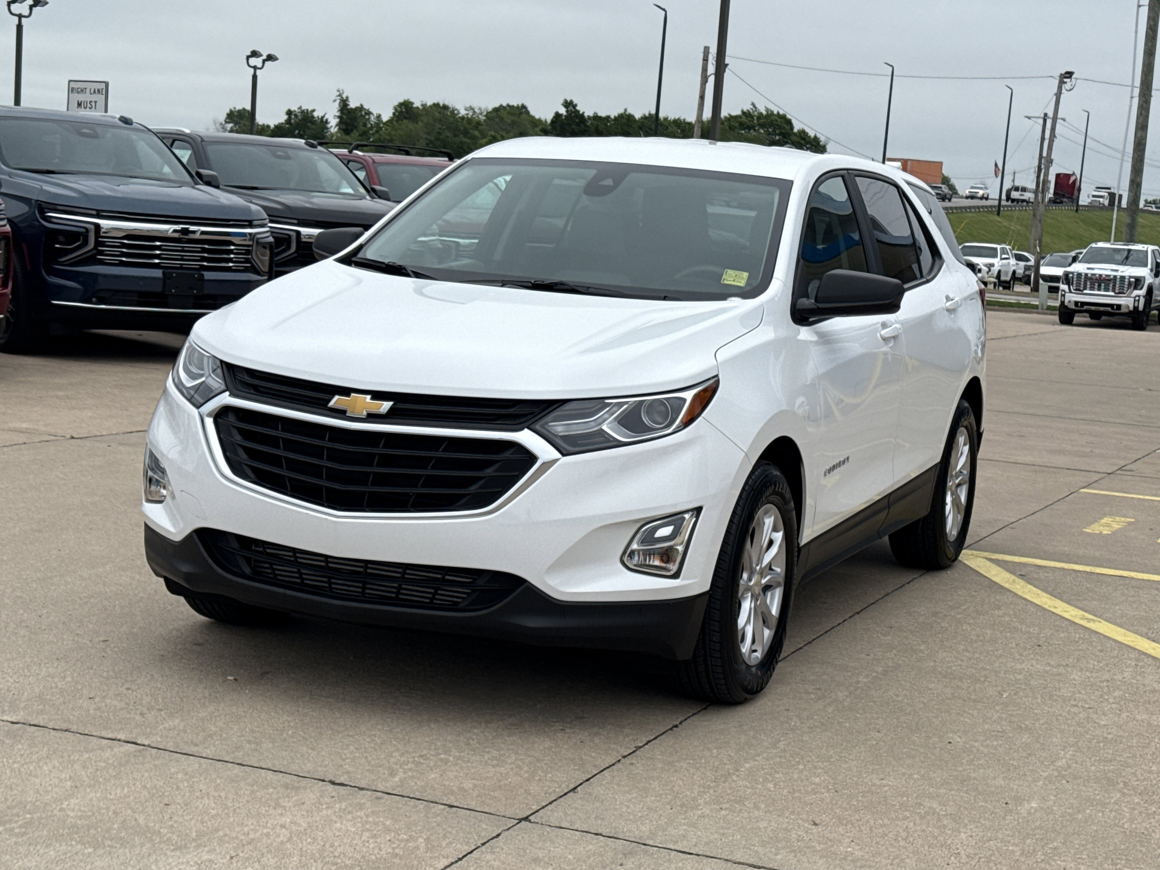 Used 2021 SUMMIT WHITE Chevrolet LS image 12