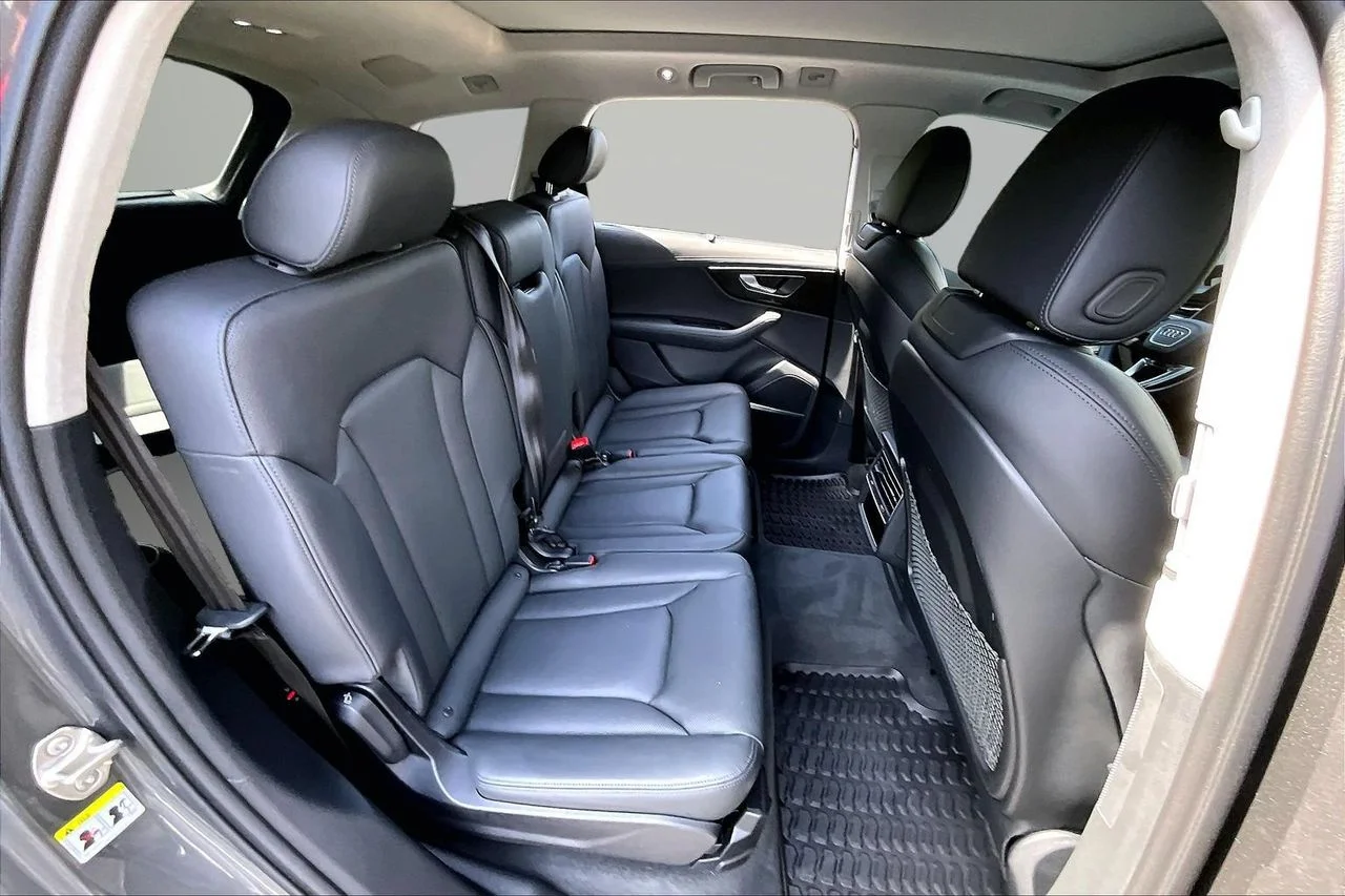 Certified Used 2024  Audi 55 Prestige image 24