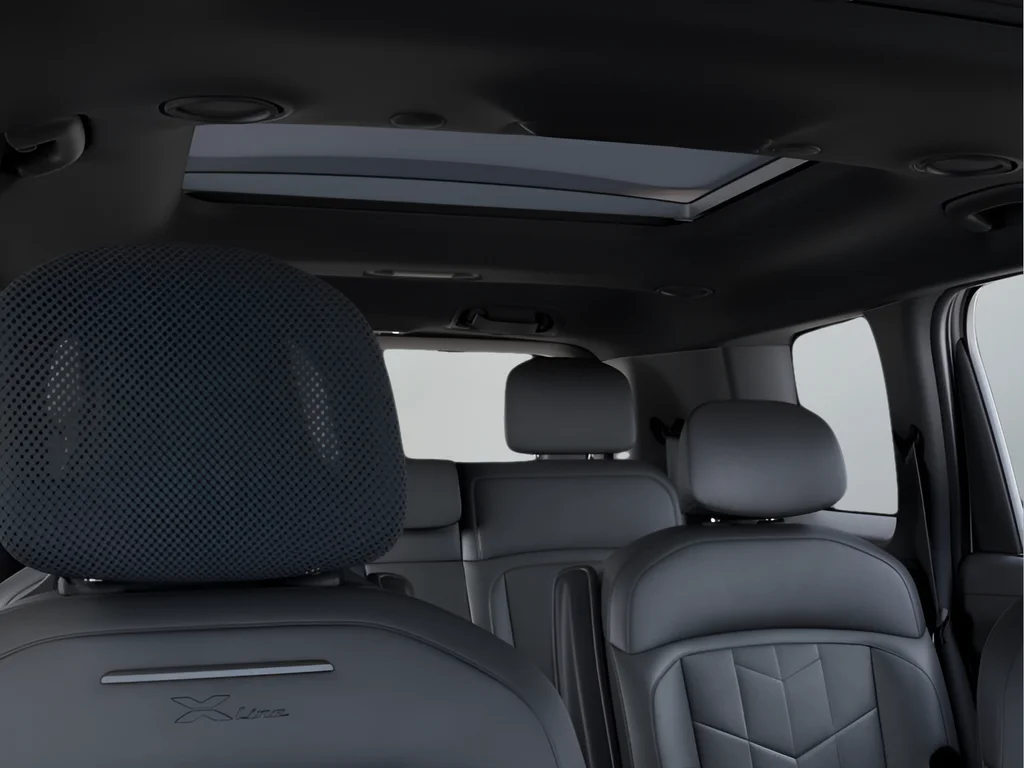 New 2027 White Kia X-Line SX image 23