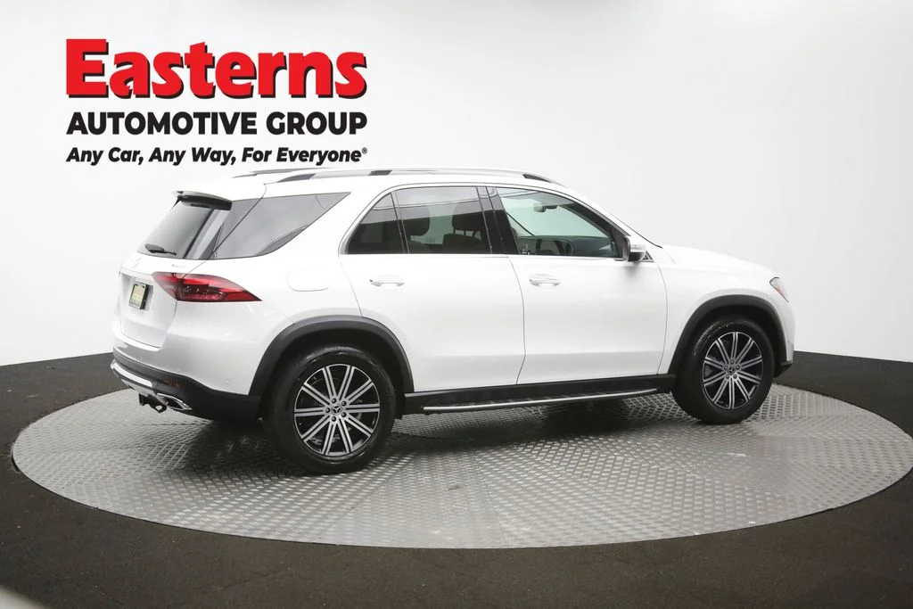 Used 2025 White Mercedes-Benz GLE 450e image 43