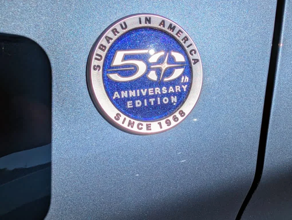 Used 2018 Heritage Blue Metallic Subaru Limited image 11