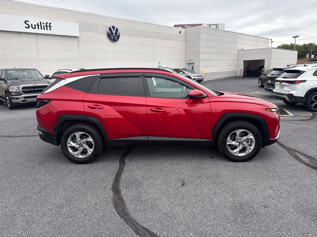 Used 2022 Calypso Red Hyundai SEL image 15