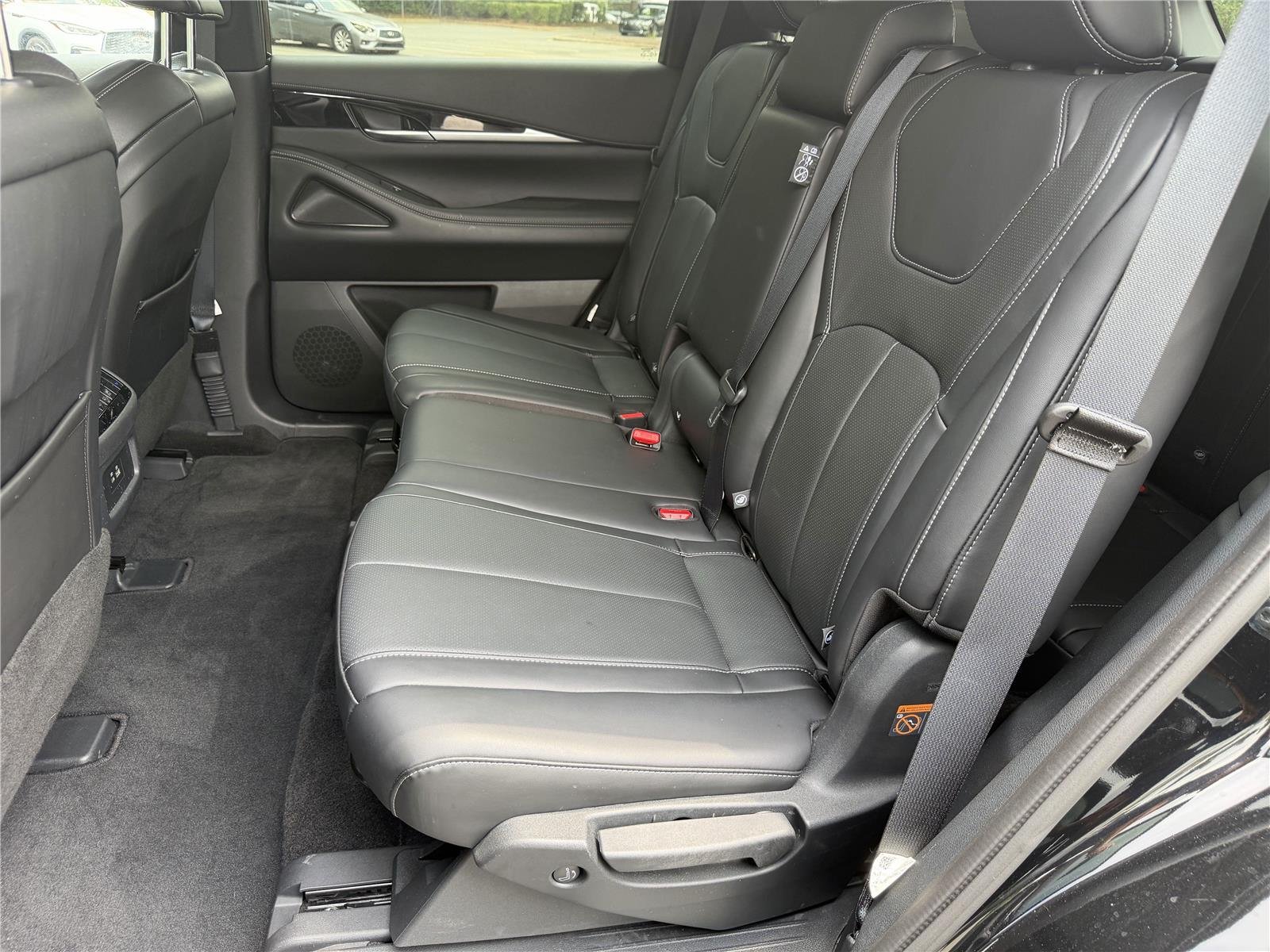Used 2025 Mineral Black INFINITI PURE image 22