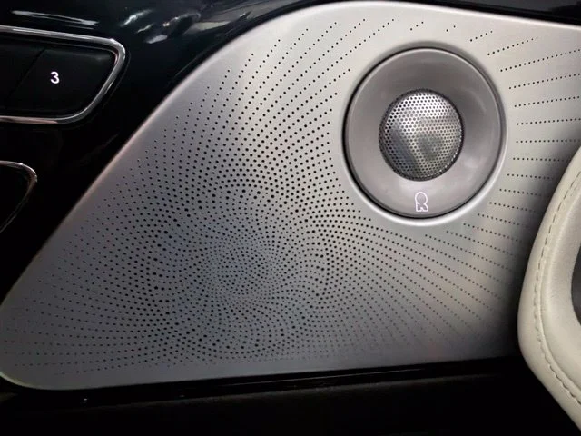 Used 2020 White Lincoln Reserve image 32