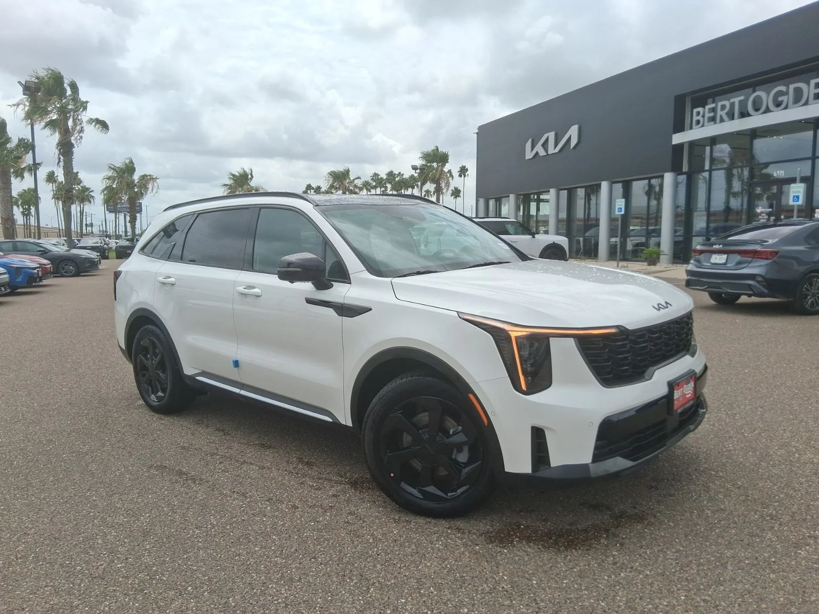 New 2026 White Kia X-Line SX Prestige image 1