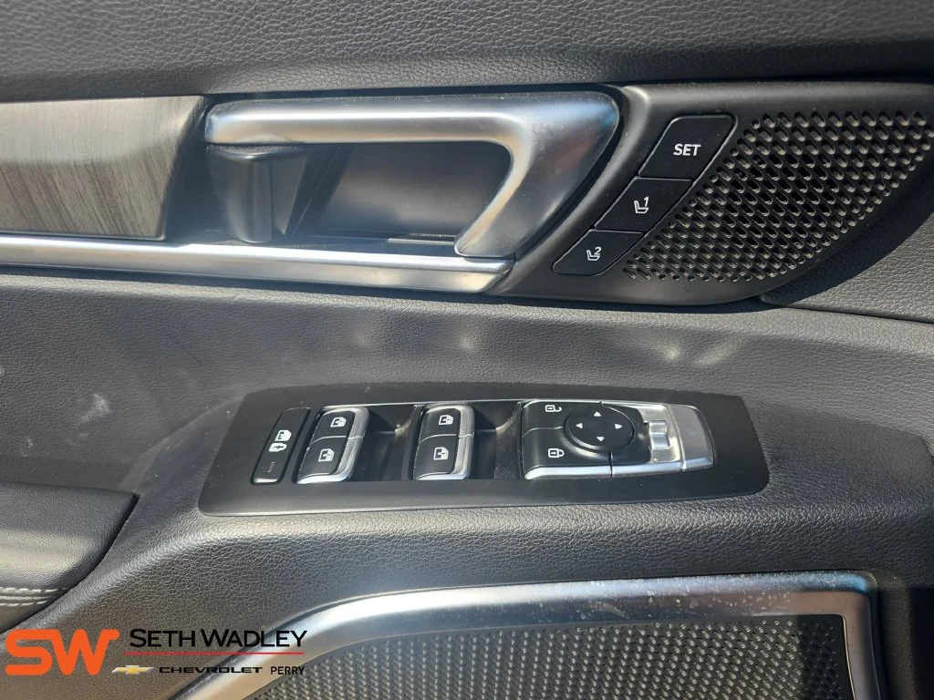 Used 2023 Ebony Black Kia SX image 28