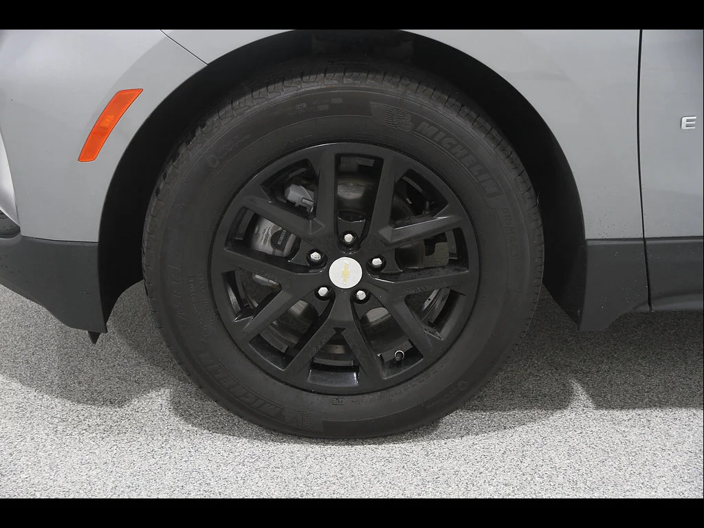 2024 Chevrolet Equinox LT - Photo 22