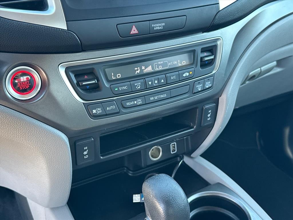 Certified Used 2019 Lunar Silver Metallic Honda RTL image 21