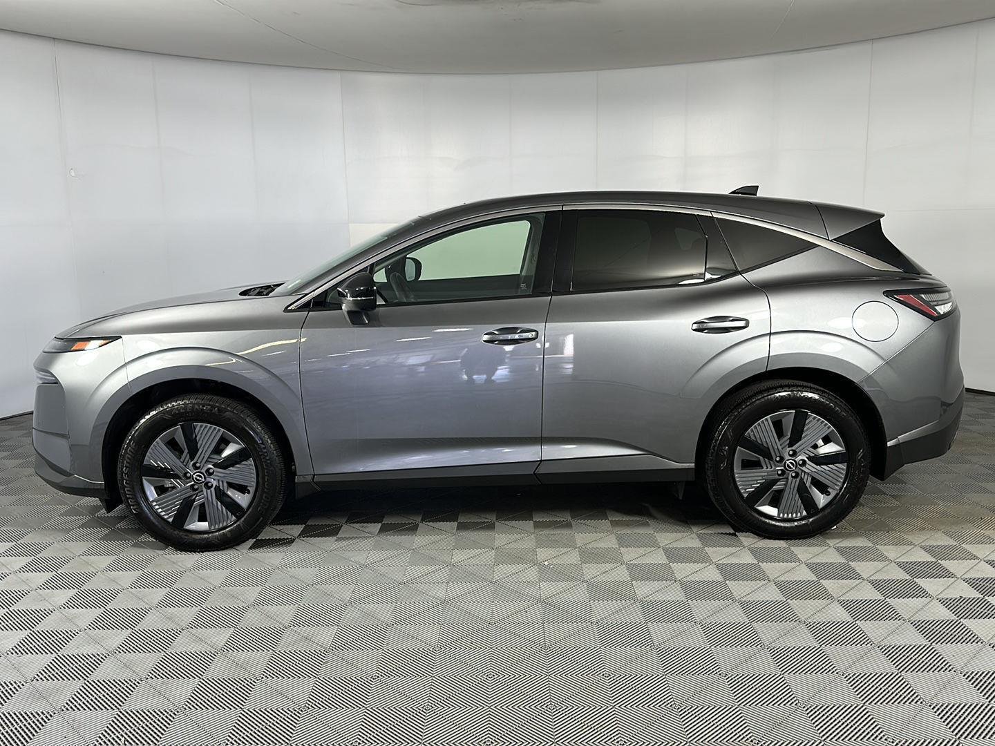 New 2026 Gun Metallic Nissan SL image 5