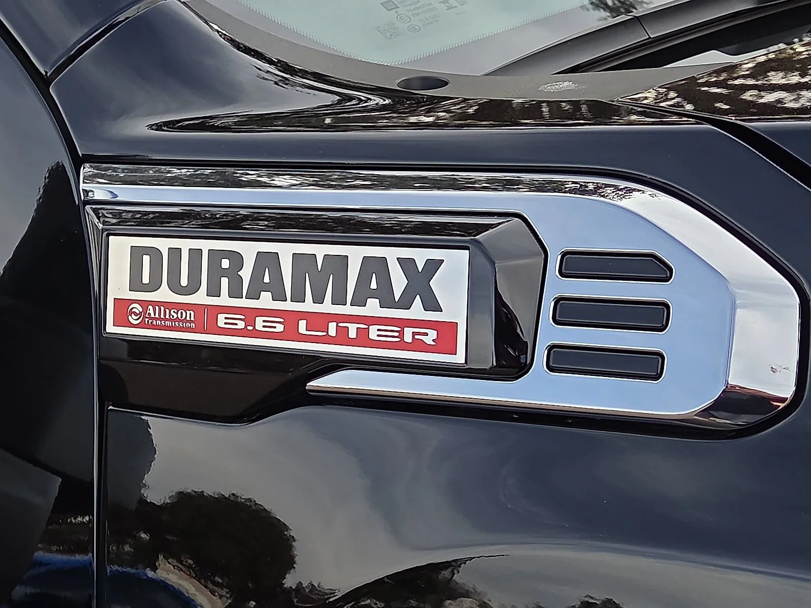 2026 GMC Sierra 3500HD Denali - Photo 7