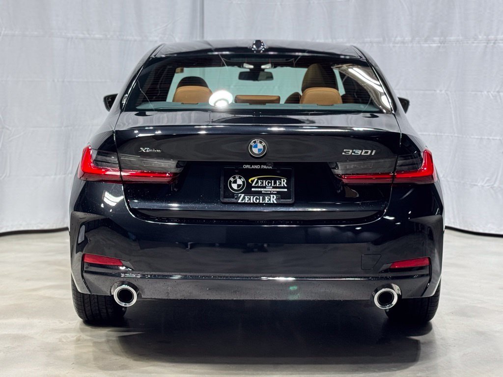 2026 BMW 3 Series 330i - Photo 5