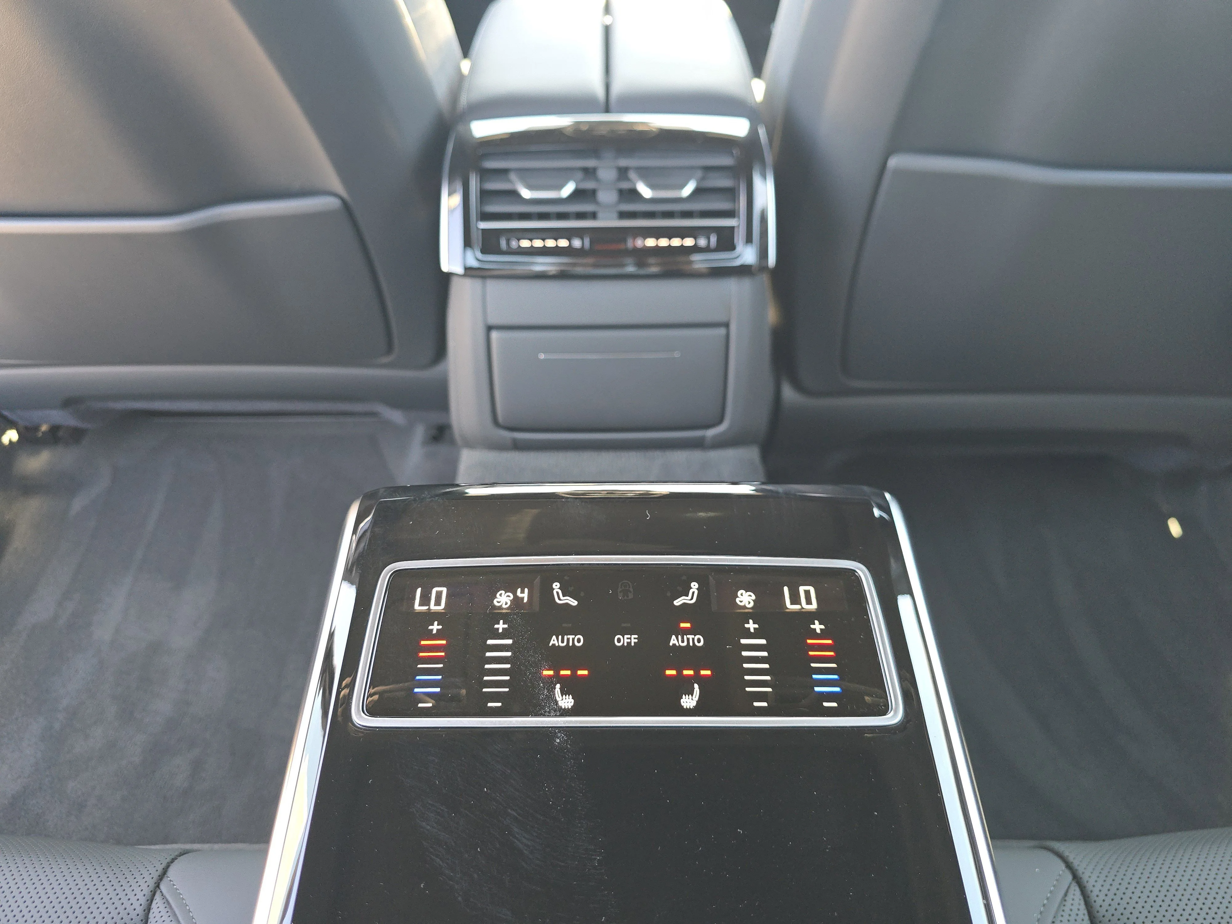 New 2026 Sebring Black Crystal Effect Audi L 55 image 19