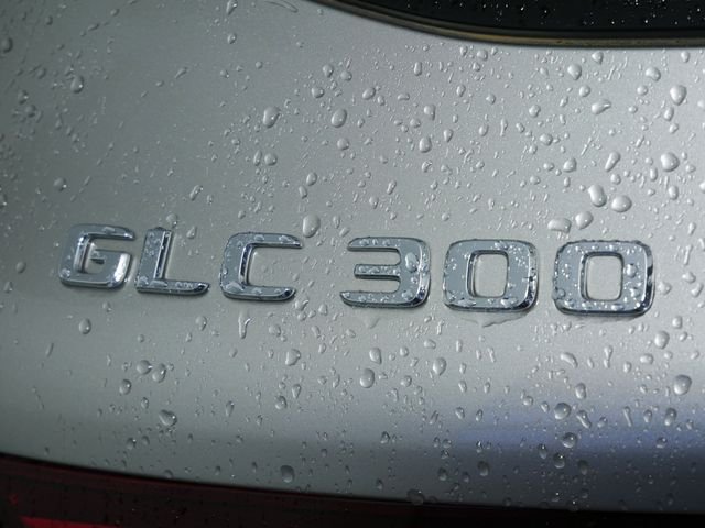 Certified Used 2022  Mercedes-Benz GLC 300 image 9