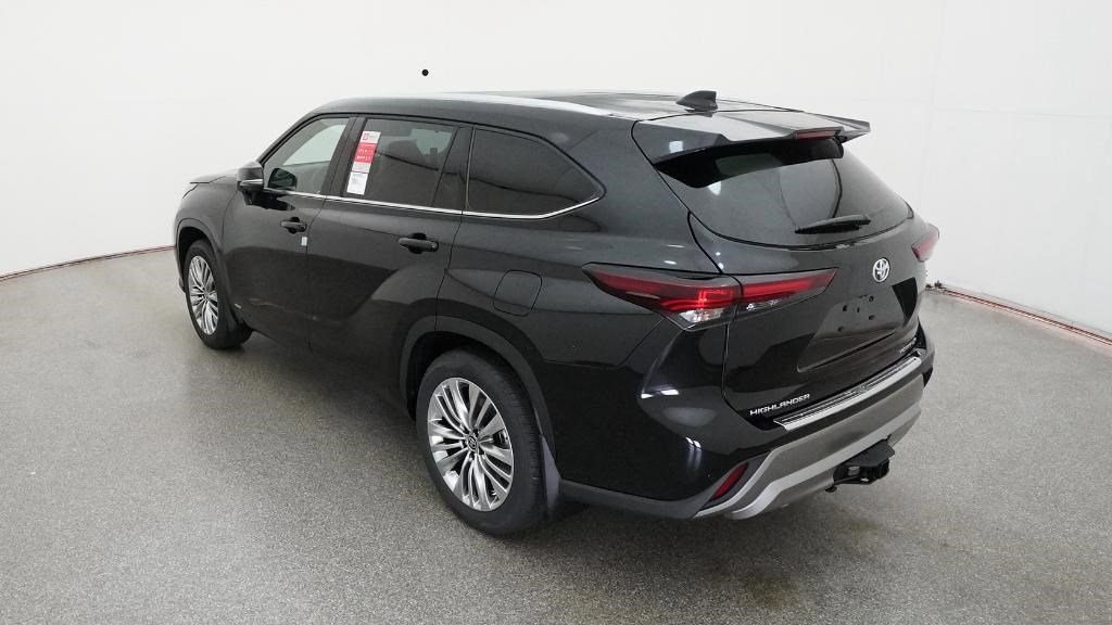 New 2026 Midnight Black Metallic Toyota  Platinum image 21
