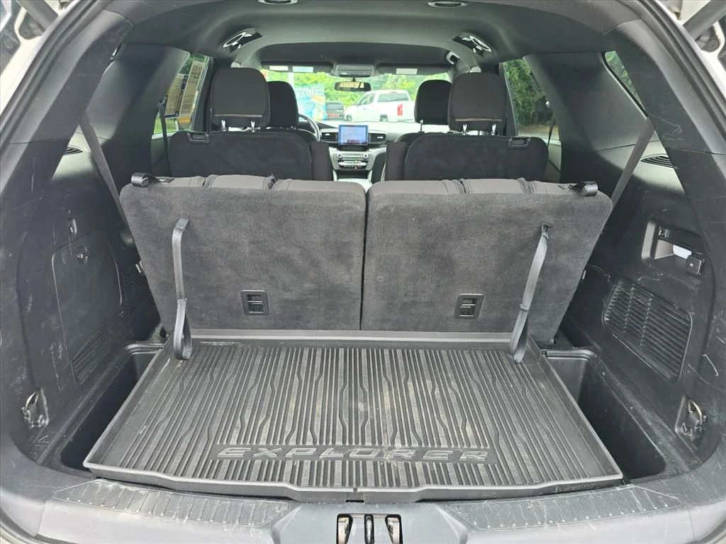 Used 2020 White Ford XLT image 26